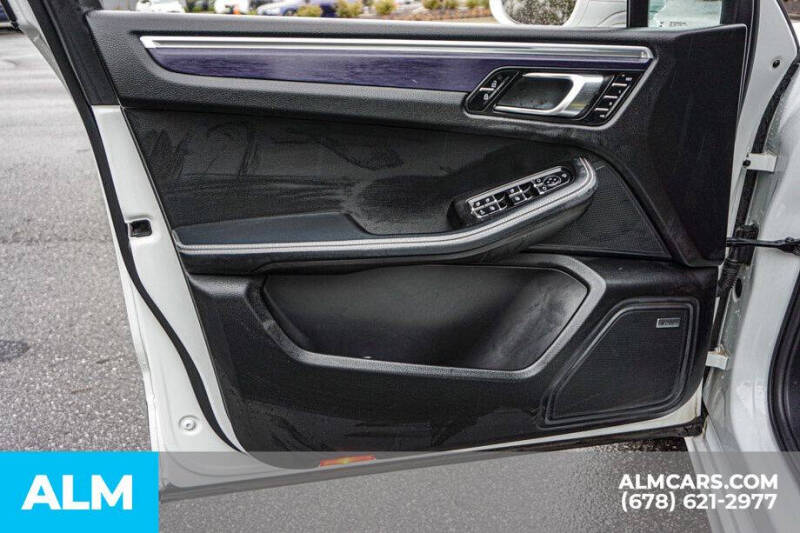 2023 Porsche Macan GTS