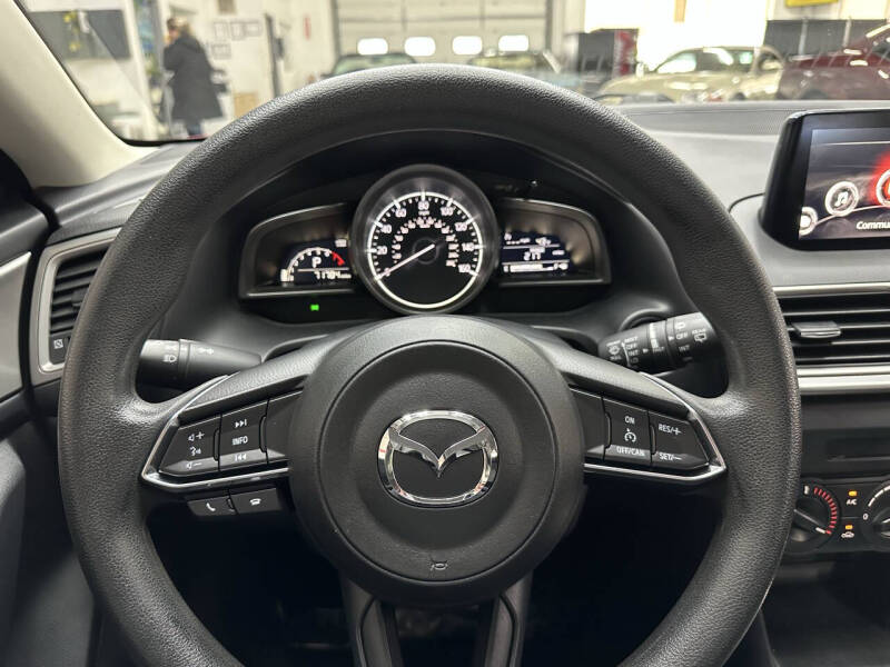 2017 Mazda MAZDA3 Sport