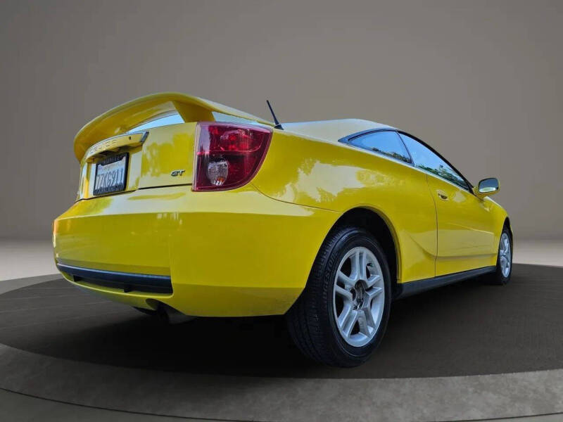 2003 Toyota Celica GT