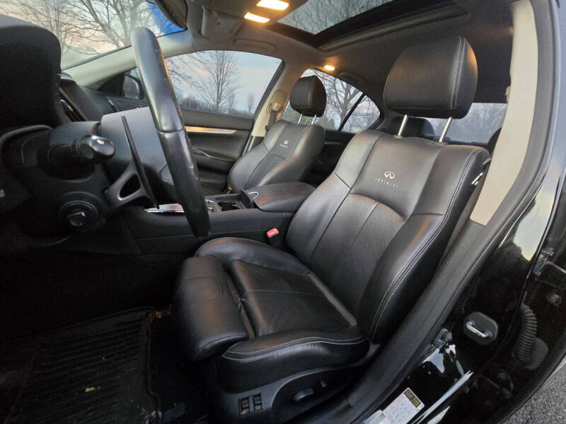 2011 Infiniti G37 Sedan x Sport Appearance Edition