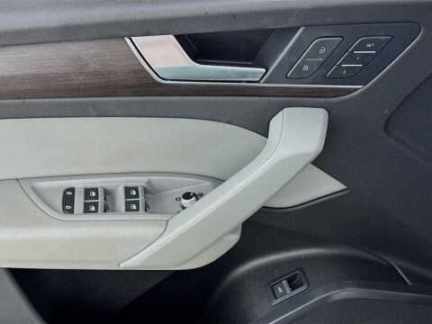 2022 Audi Q5 quattro S line Premium 45 TFSI