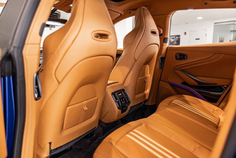 2026 Aston Martin DBX 707