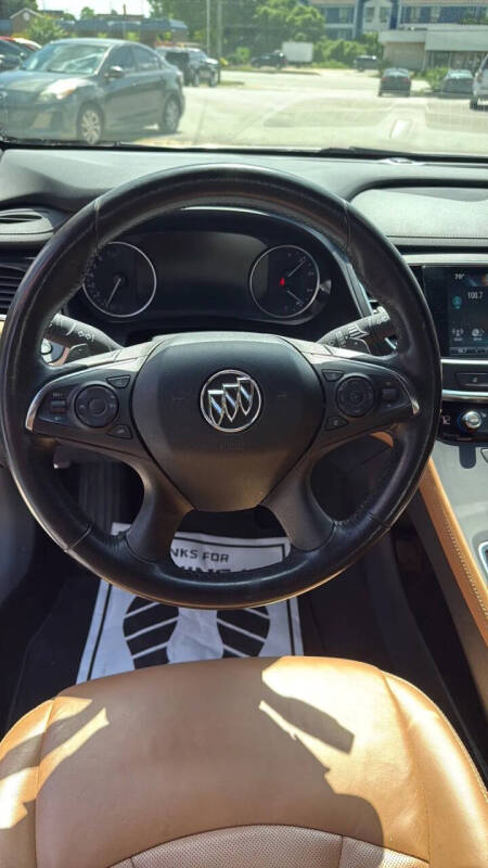 2017 Buick LaCrosse Essence