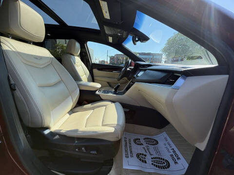 2017 Cadillac XT5 Luxury