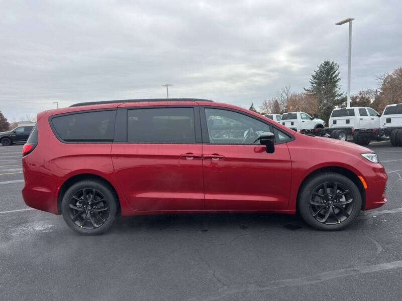 2026 Chrysler Pacifica Limited