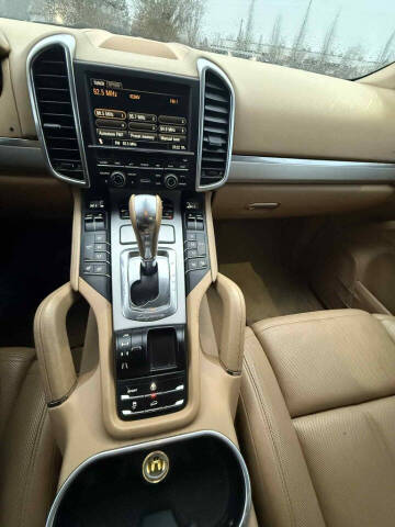 2011 Porsche Cayenne S