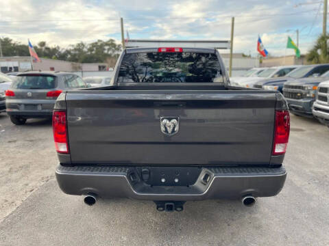 2017 RAM 1500 Express