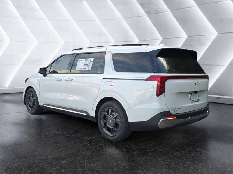 2026 Kia Carnival SX