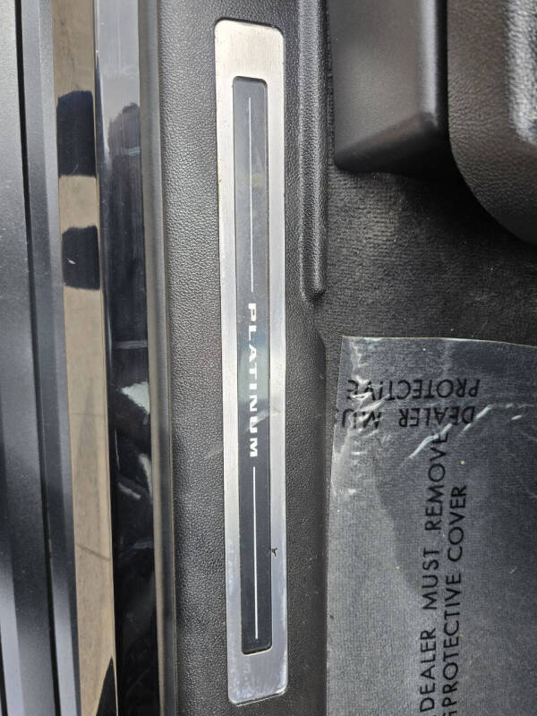 2016 Cadillac Escalade Platinum