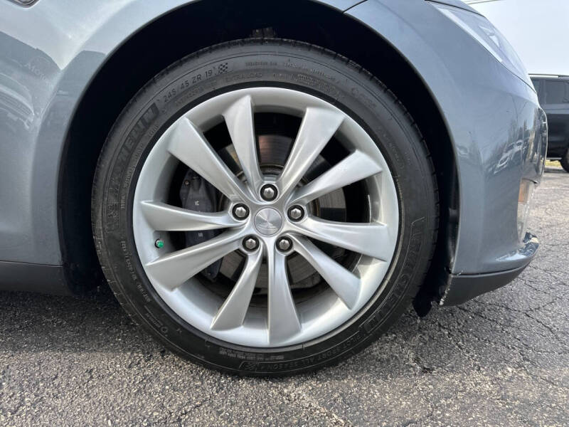 2014 Tesla Model S 85