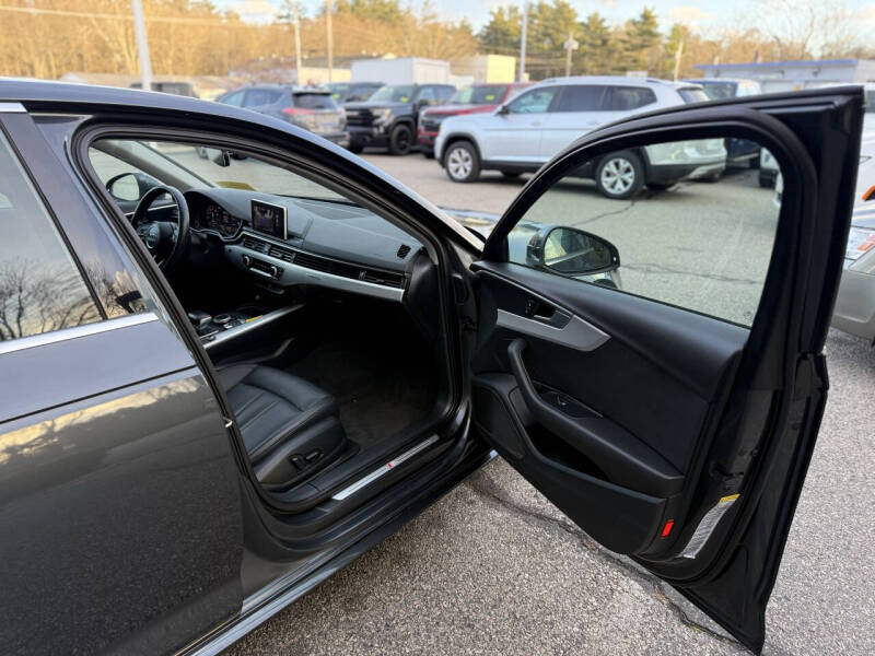 2017 Audi A4 2.0T quattro Premium Plus