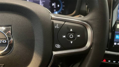 2024 Volvo S60 B5 Core Dark Theme