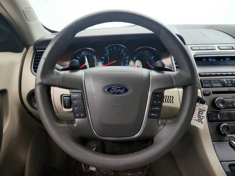 2012 Ford Taurus SEL
