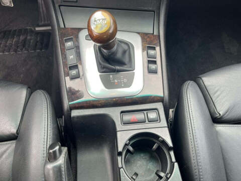 2004 BMW 3 Series 325i