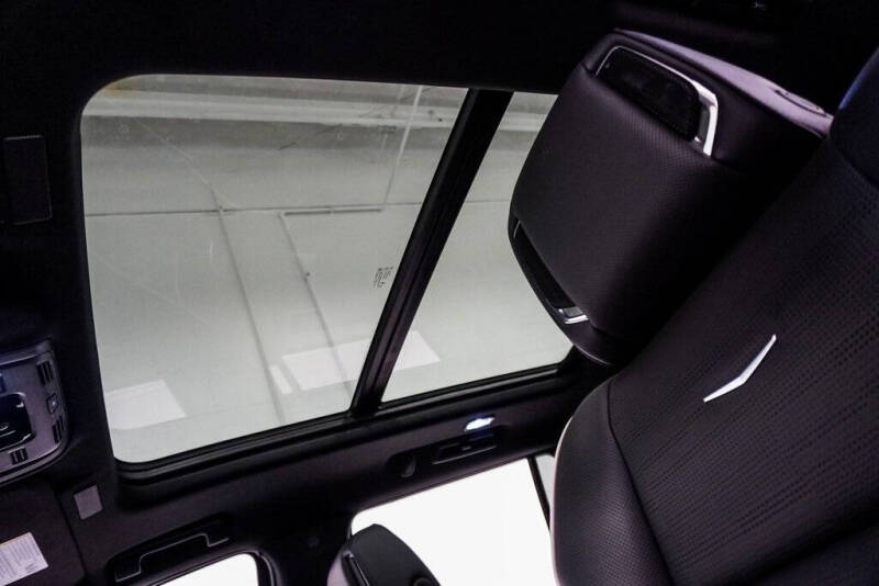 2025 Cadillac Escalade Premium Luxury