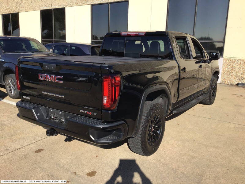 2023 GMC Sierra 1500 AT4X