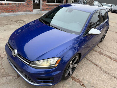 2016 Volkswagen Golf R 4Motion
