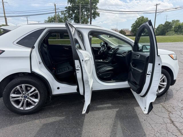 2020 Ford Edge SEL