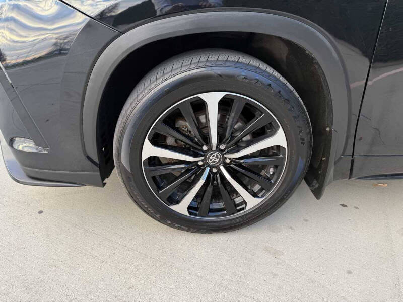 2022 Toyota Highlander XSE