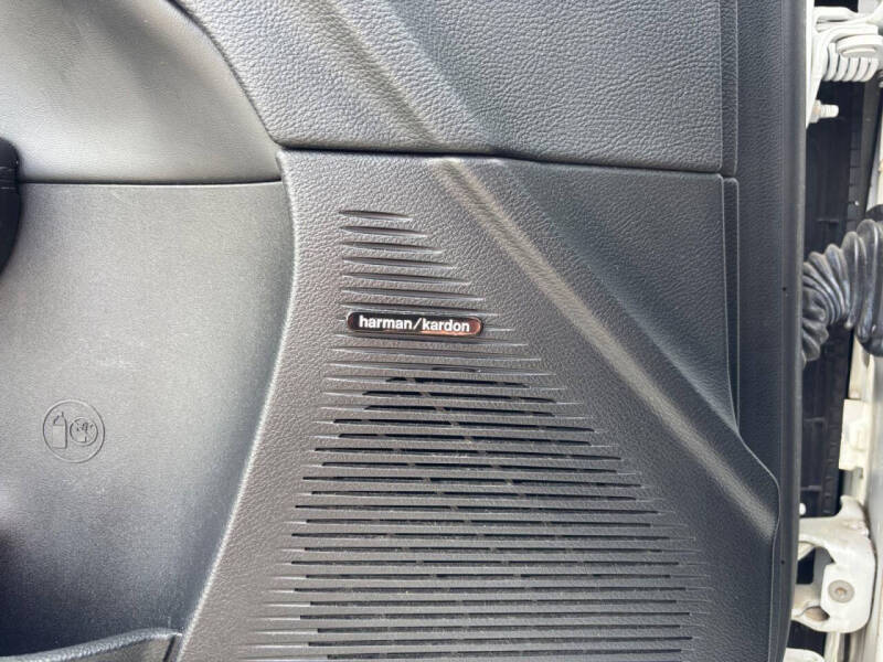 2015 Dodge Challenger R/T Plus