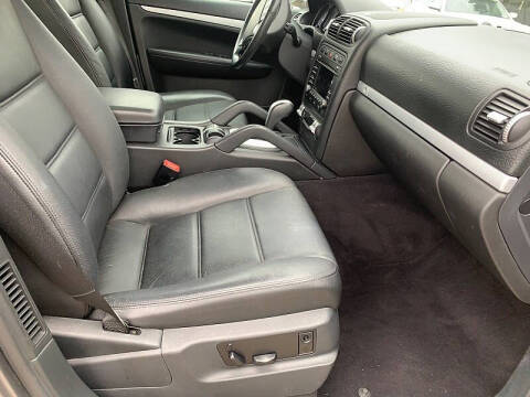 2010 Porsche Cayenne Tiptronic