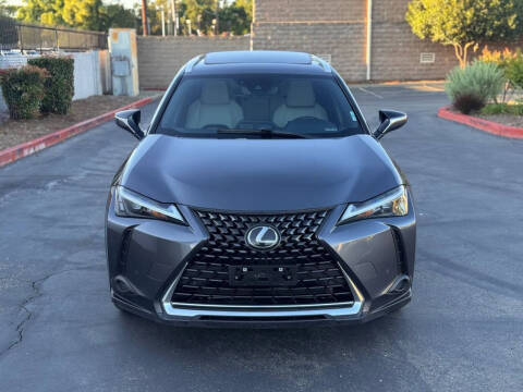 2023 Lexus UX 250h