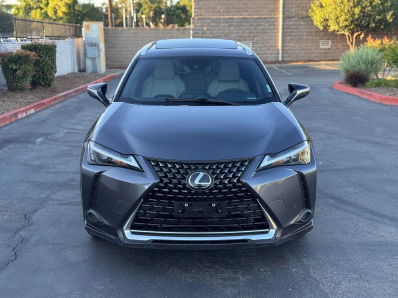2023 Lexus UX 250h
