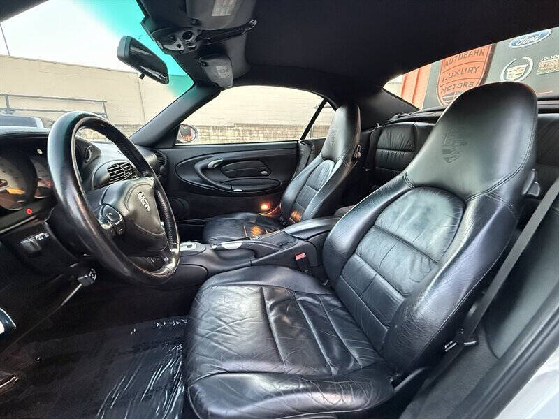 2000 Porsche 911 Carrera