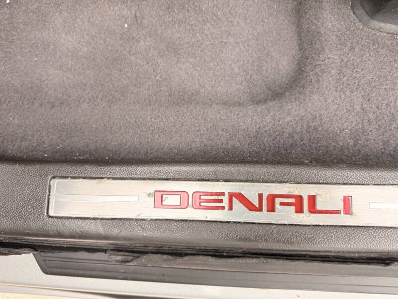2012 GMC Acadia Denali
