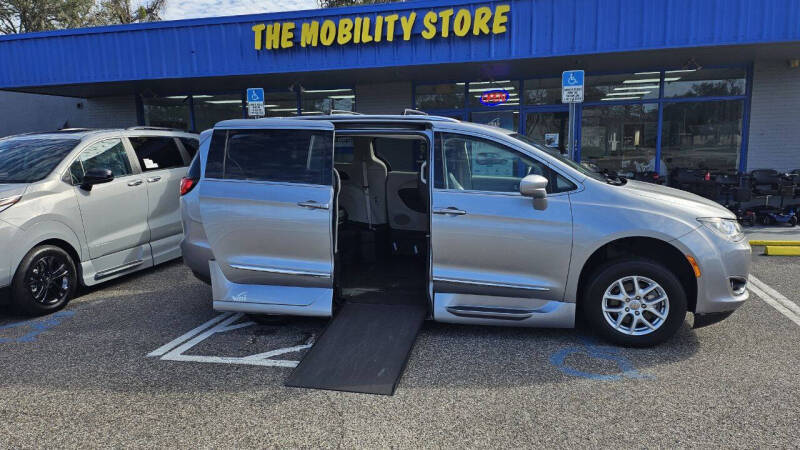 2020 Chrysler Pacifica for sale at The Mobility Van Store in Lakeland FL
