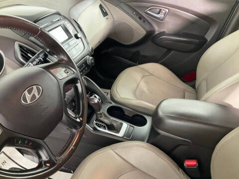 2015 Hyundai Tucson SE