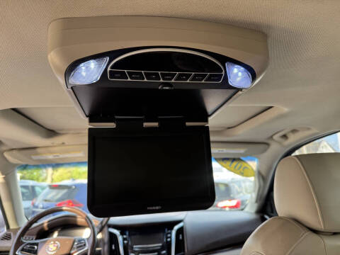 2015 Cadillac Escalade Luxury
