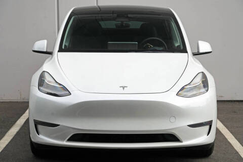 2023 Tesla Model Y Long Range
