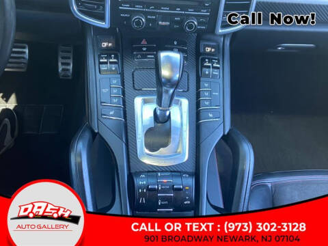 2013 Porsche Cayenne GTS