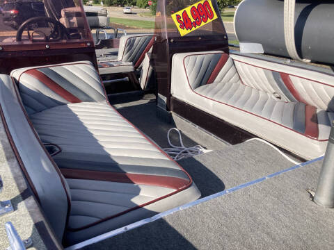 1990 Champion Fish And Ski