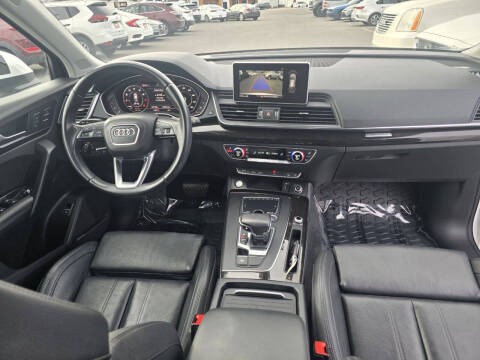 2020 Audi Q5 quattro Premium Plus 45 TFSI