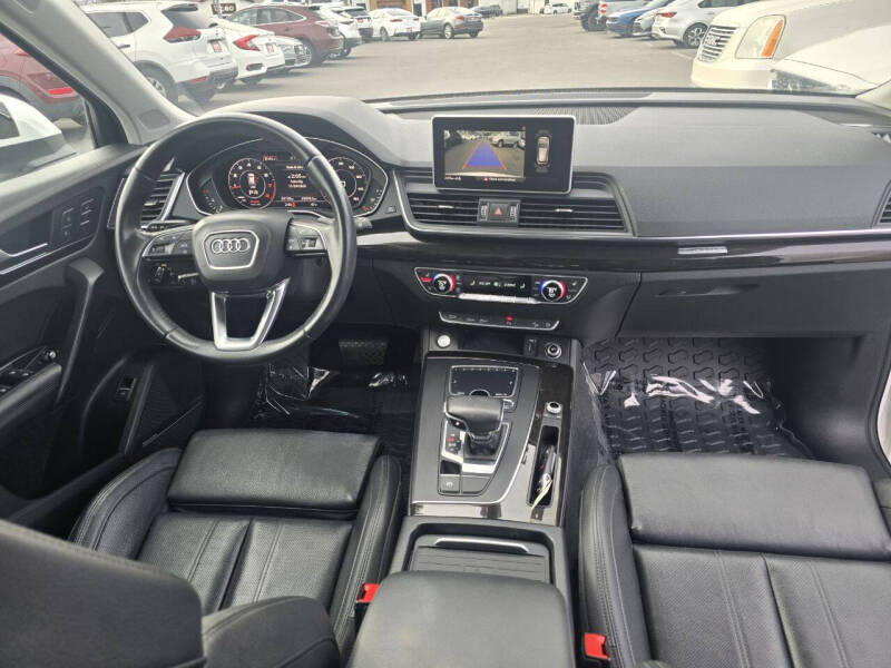 2020 Audi Q5 quattro Premium Plus 45 TFSI