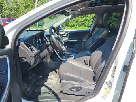 2016 Volvo XC60 T5 Drive-E Premier