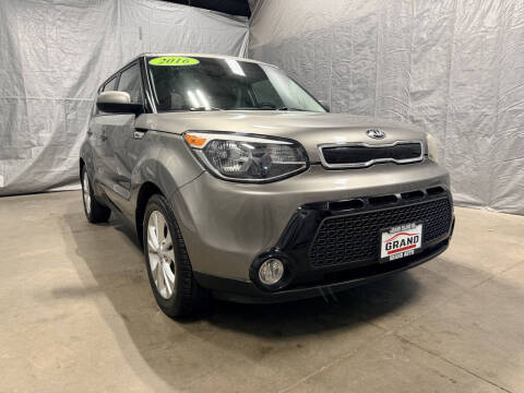 2016 Kia Soul +