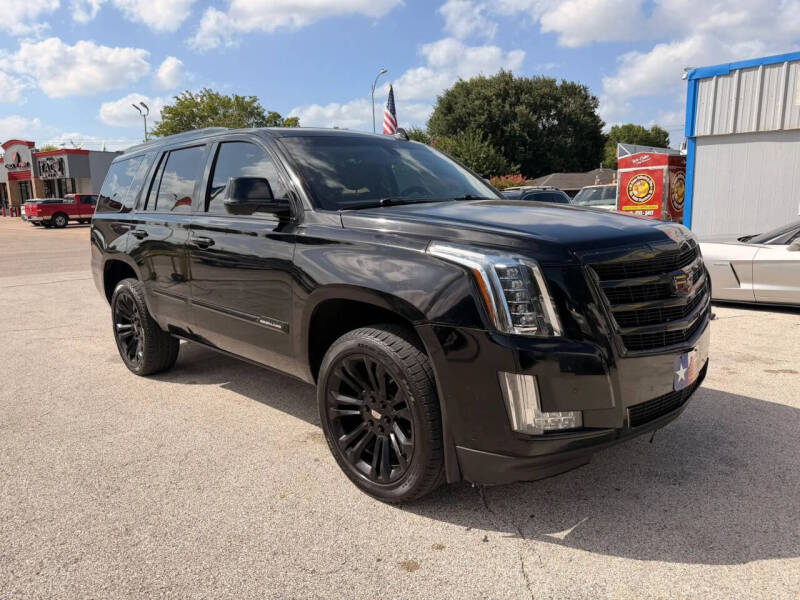 2016 Cadillac Escalade Standard