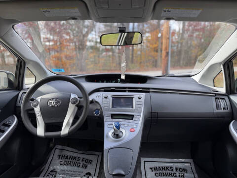 2014 Toyota Prius Two