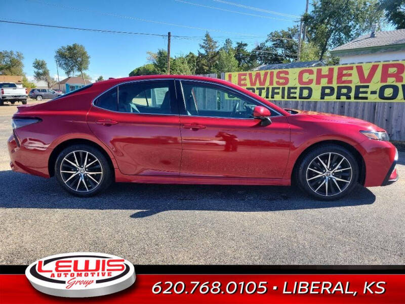 Used 2023 Toyota Camry SE with VIN 4T1T11AK0PU139723 for sale in Liberal, KS