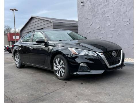 2019 Nissan Altima for sale at Ole Ben Franklin Motors KNOXVILLE - Clinton Highway in Knoxville TN