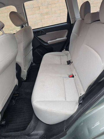 2015 Subaru Forester 2.5i