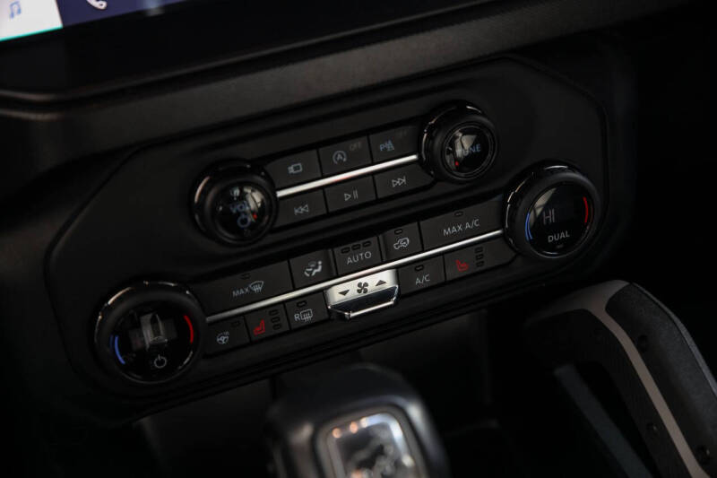 2021 Ford Bronco First Edition Advanced