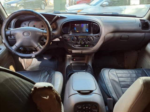 2001 Toyota Sequoia SR5