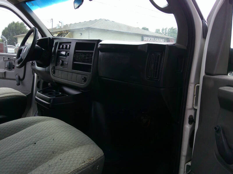 2009 GMC Savana 2500