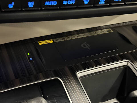 2023 Toyota Sienna Platinum 7-Passenger