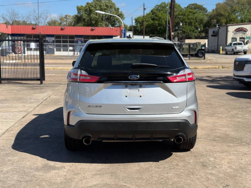 2019 Ford Edge SE