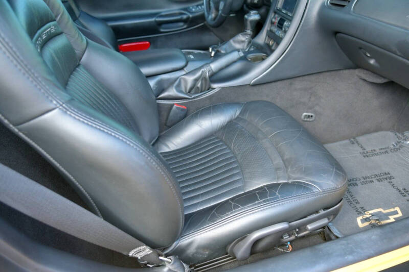 2003 Chevrolet Corvette